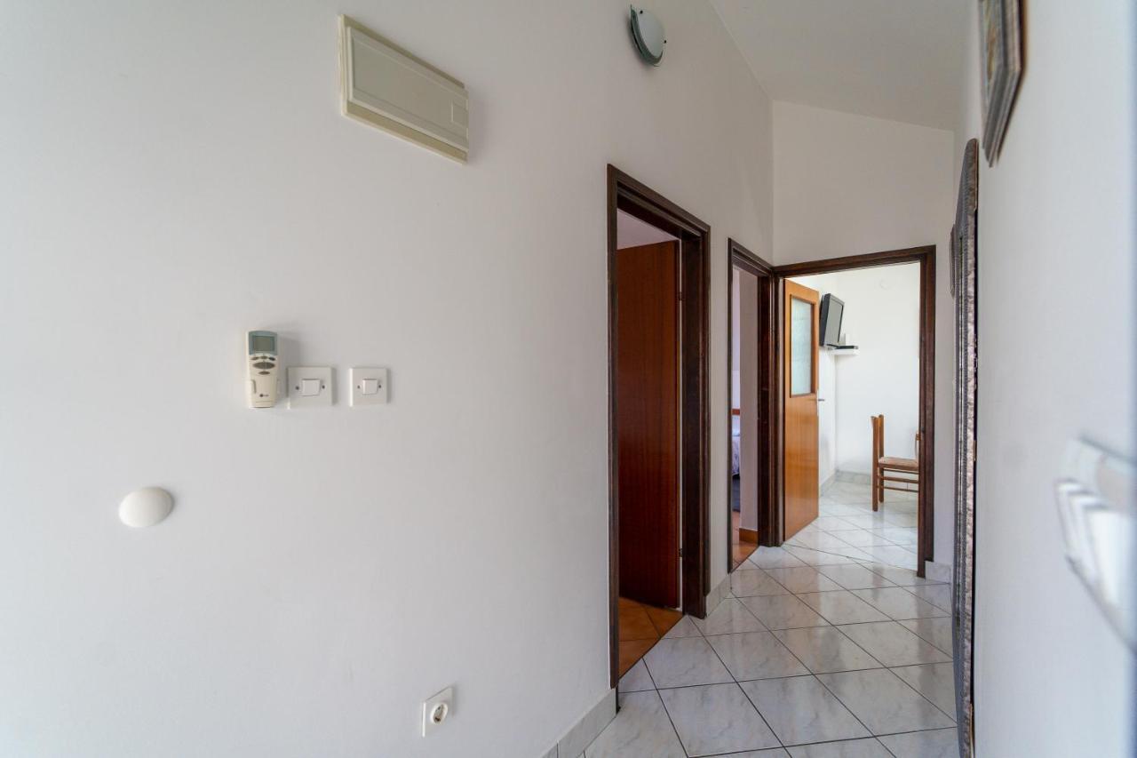 Apartment Nada Petrcane Exterior foto